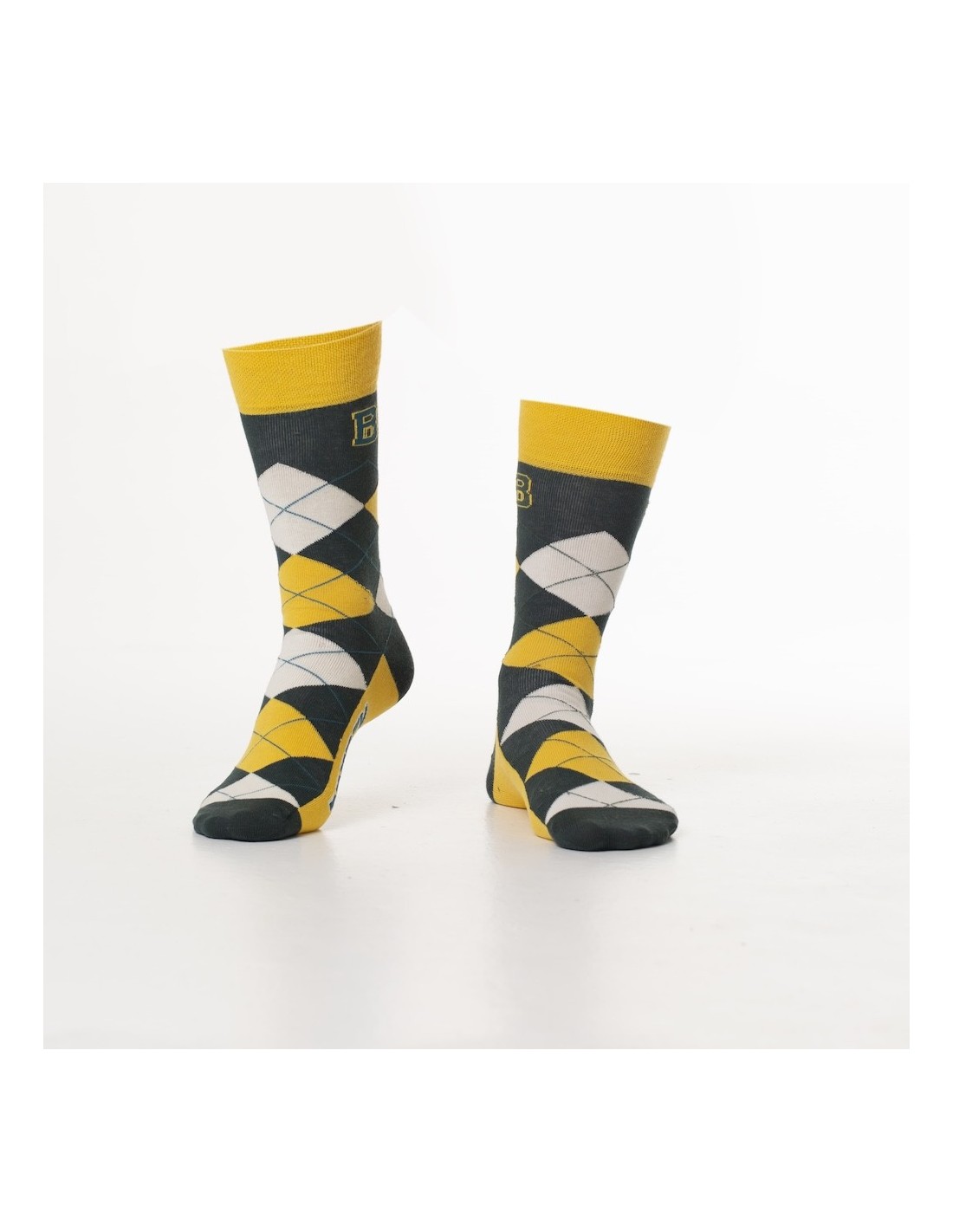 Yellow men\'s socks with the inscription SM19 - Online store - Boutique